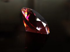 diamant-rot2.jpg