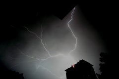 lightning.jpg lightning.jpg