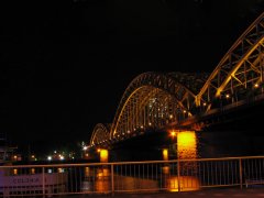 200-Brücke (nacht)klein.jpg