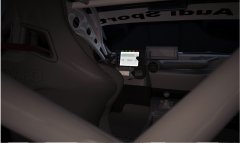 dtm-s5-20-1-cockpit-nachts-.jpg