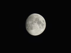 mond_by_dennismenzel-d39wy0x.jpg